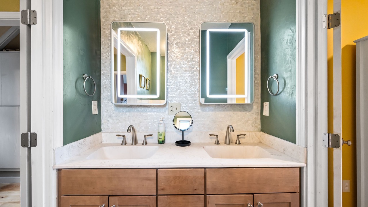 Photo of Bathroom in Bartlett