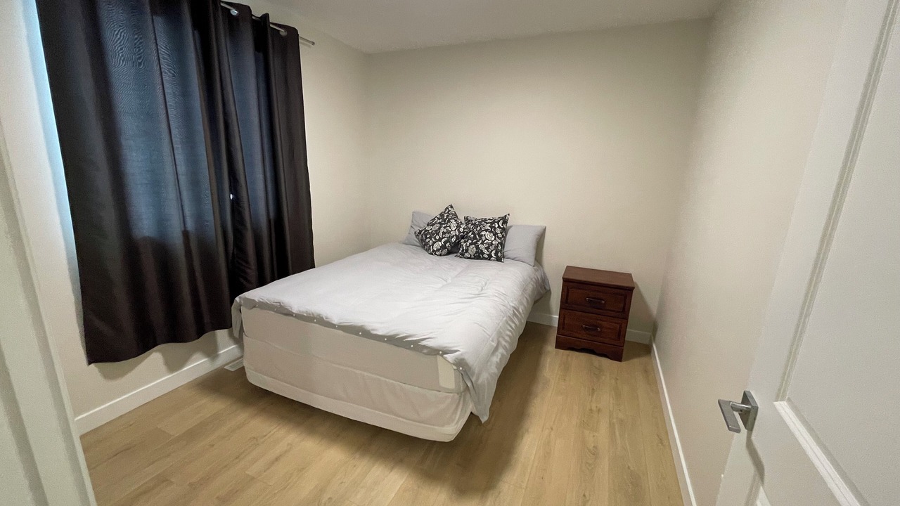 Photo of Bedroom in Fort Saskatchewan