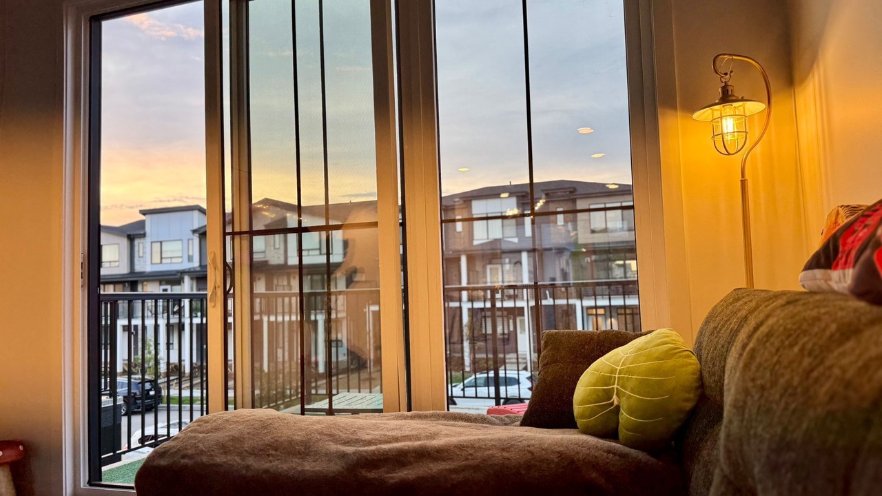 Photo of Livingroom in Southwest Edmonton