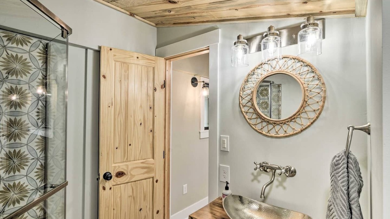 Photo of Bathroom in Buena Vista