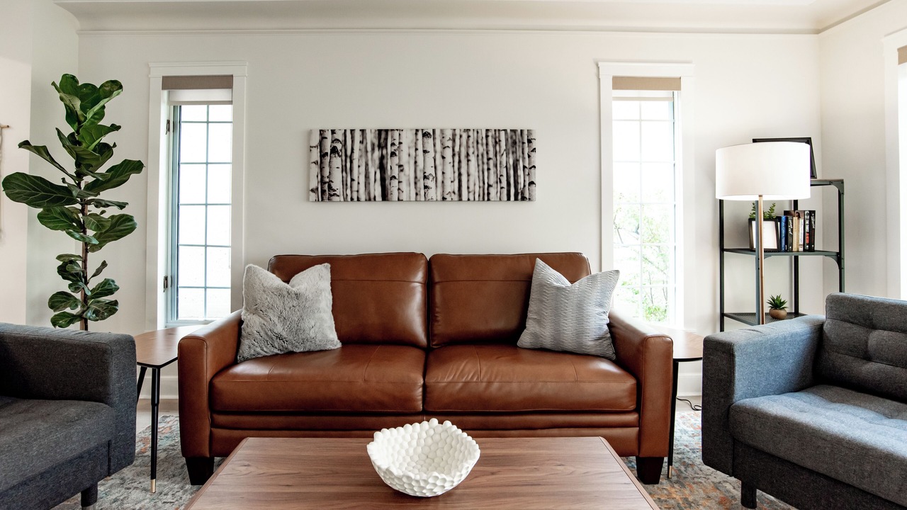 Photo of Livingroom in Southeast Edmonton