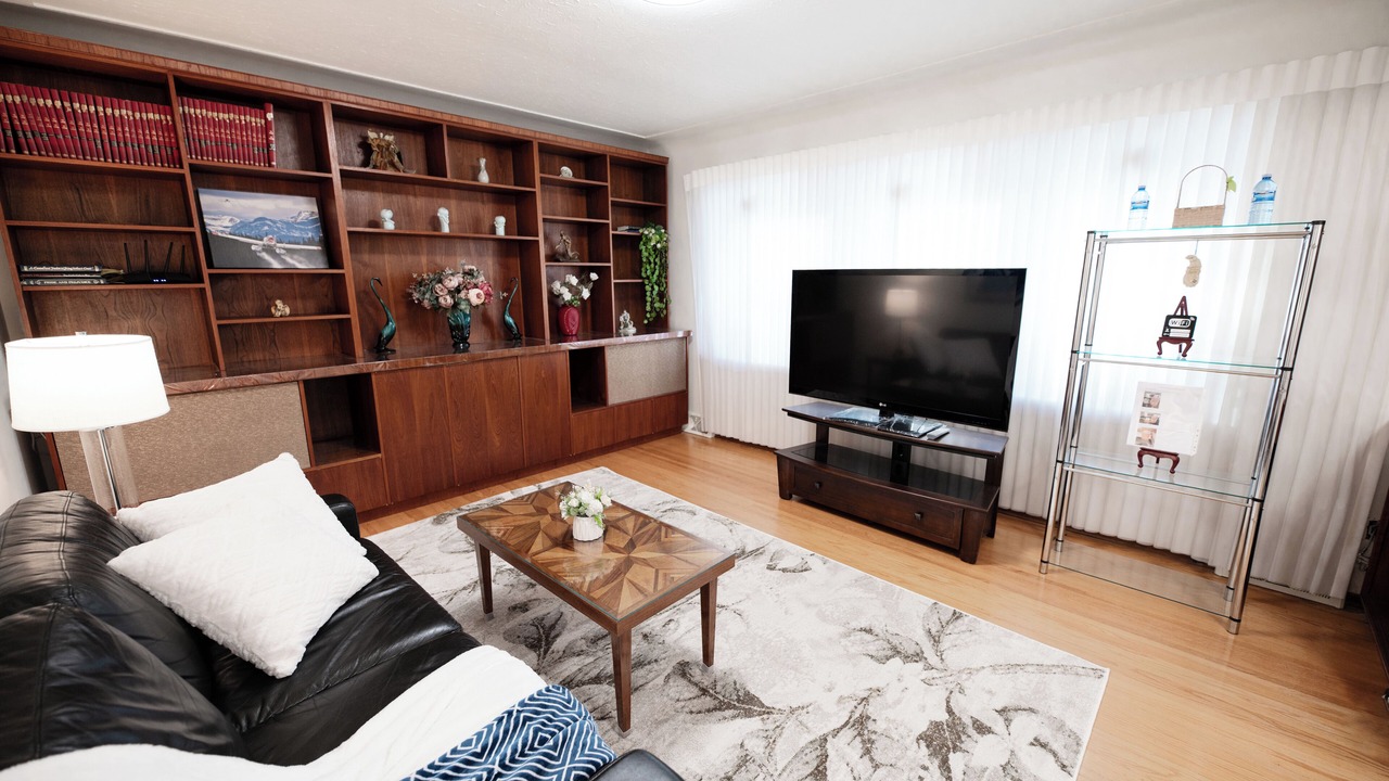 Photo of Livingroom in Northeast Edmonton