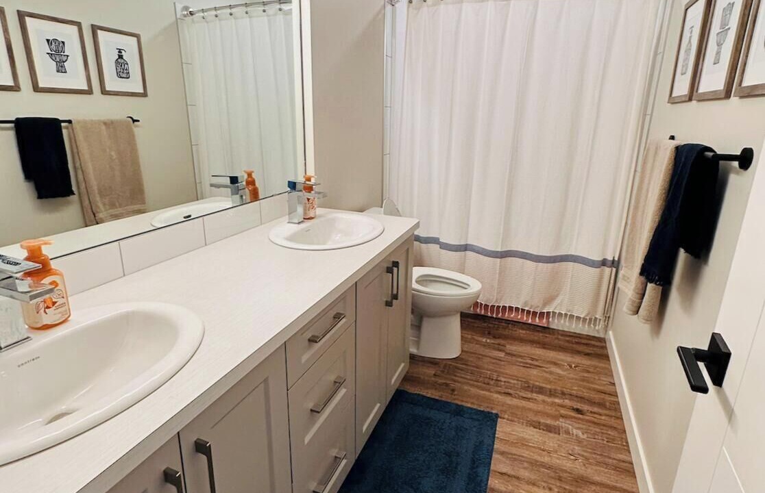 Photo of Bathroom in Division No. 8