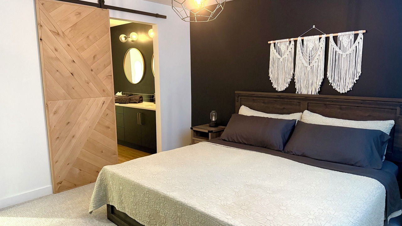 Photo of Bedroom in Red Deer
