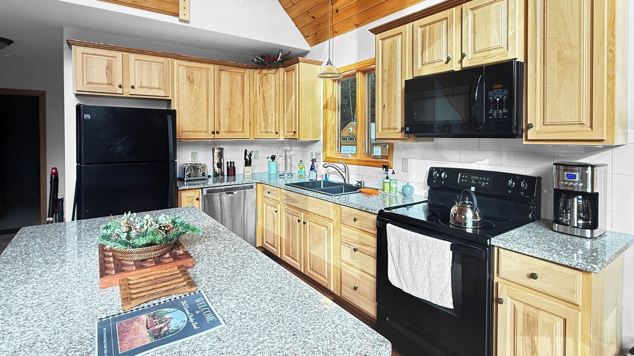 Photo of Kitchen in Birchview by the Saco