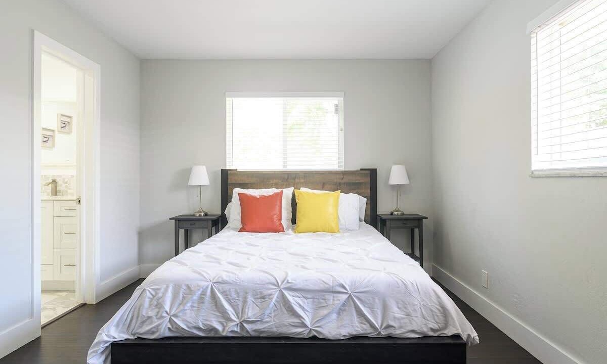 Photo of Bedroom in Coral Ridge Isles
