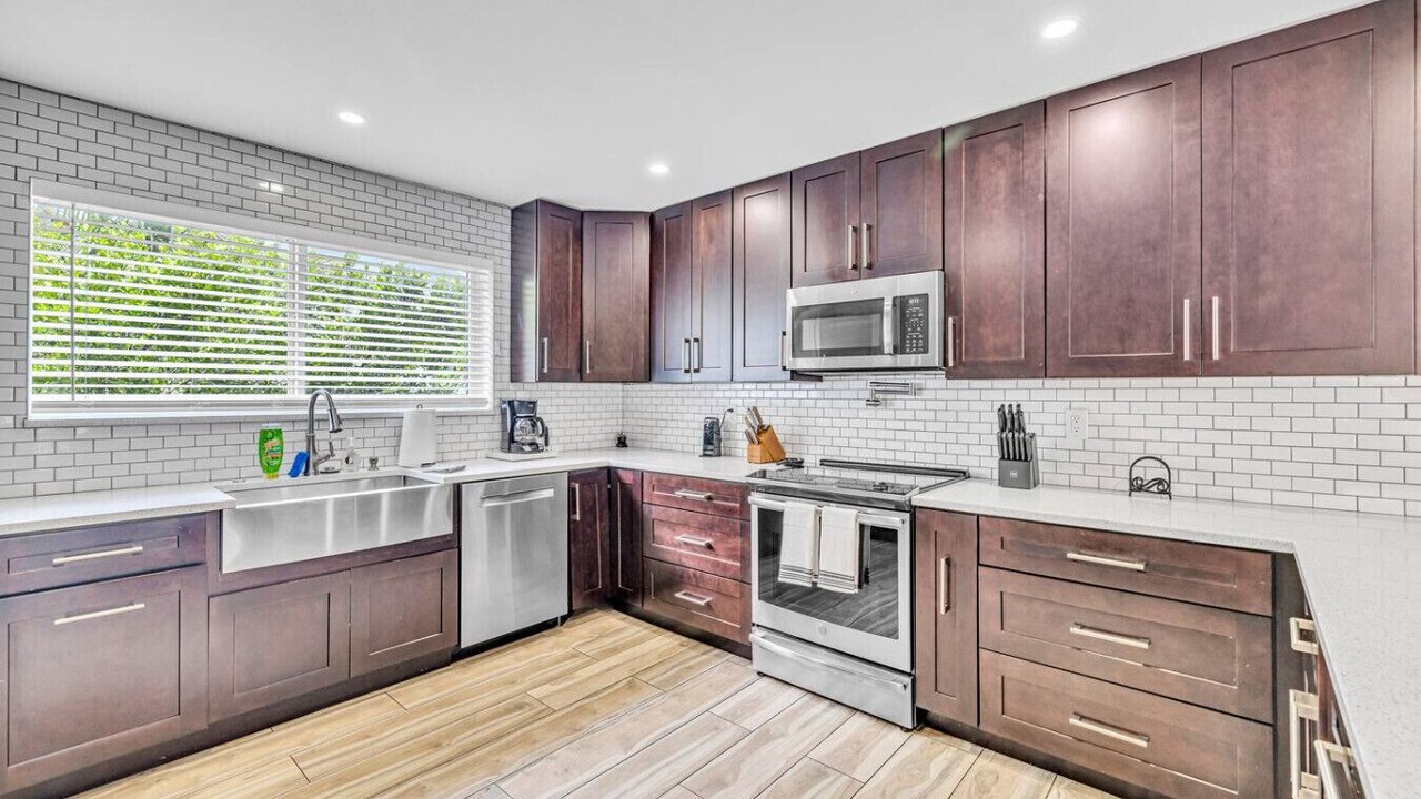 Photo of Kitchen in Tropic Palms