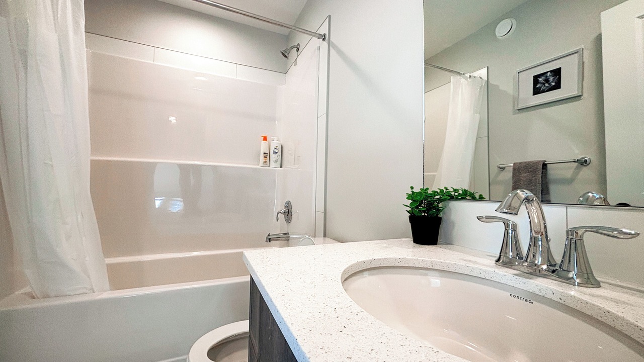 Photo of Bathroom in Leduc