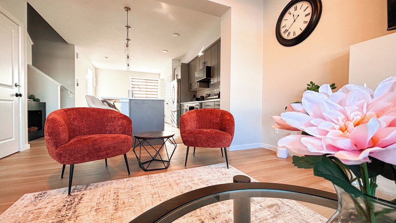 Photo of Livingroom in Leduc
