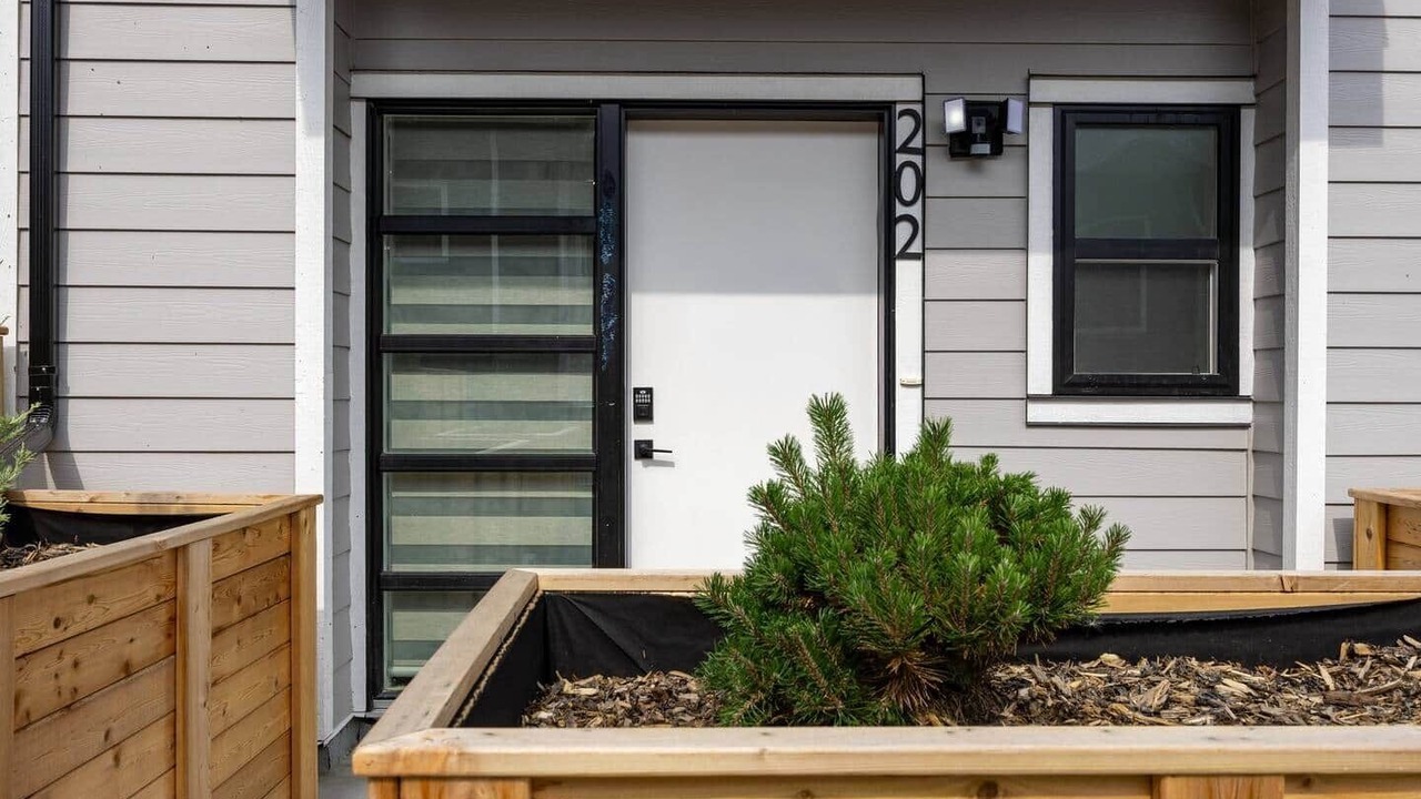 Photo of Outdoor in Crescent Heights