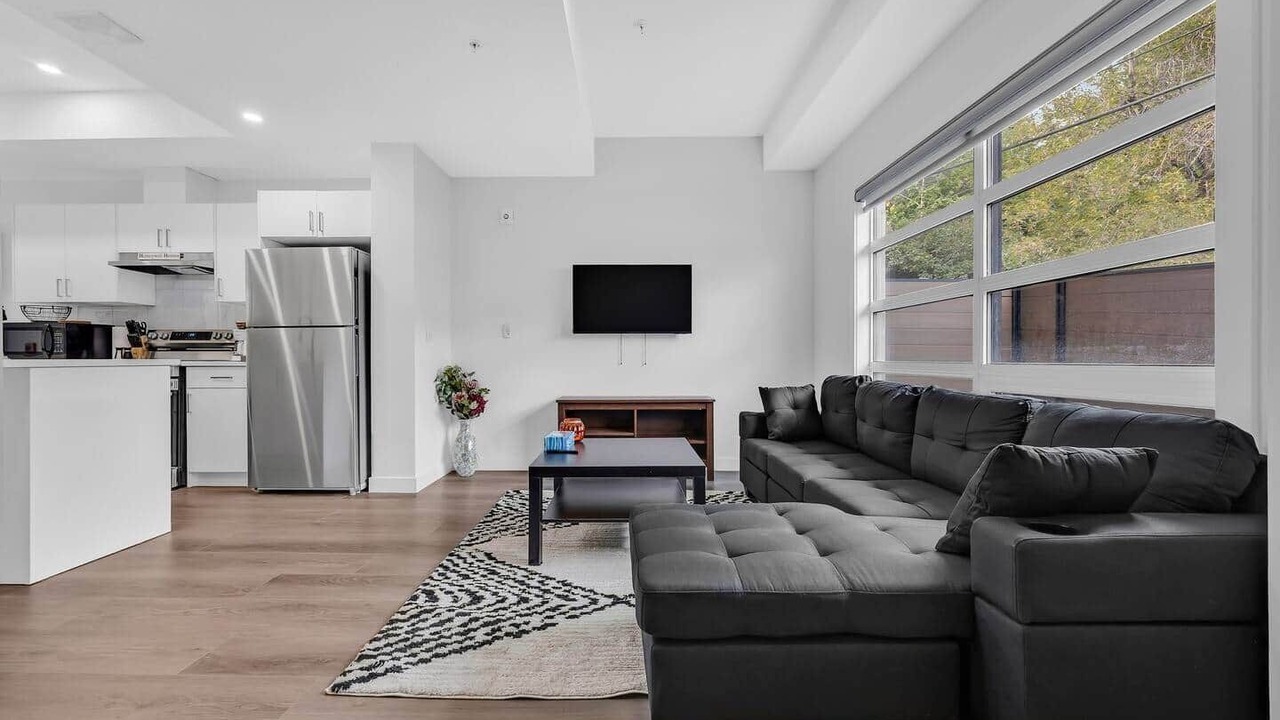 Photo of Livingroom in Crescent Heights