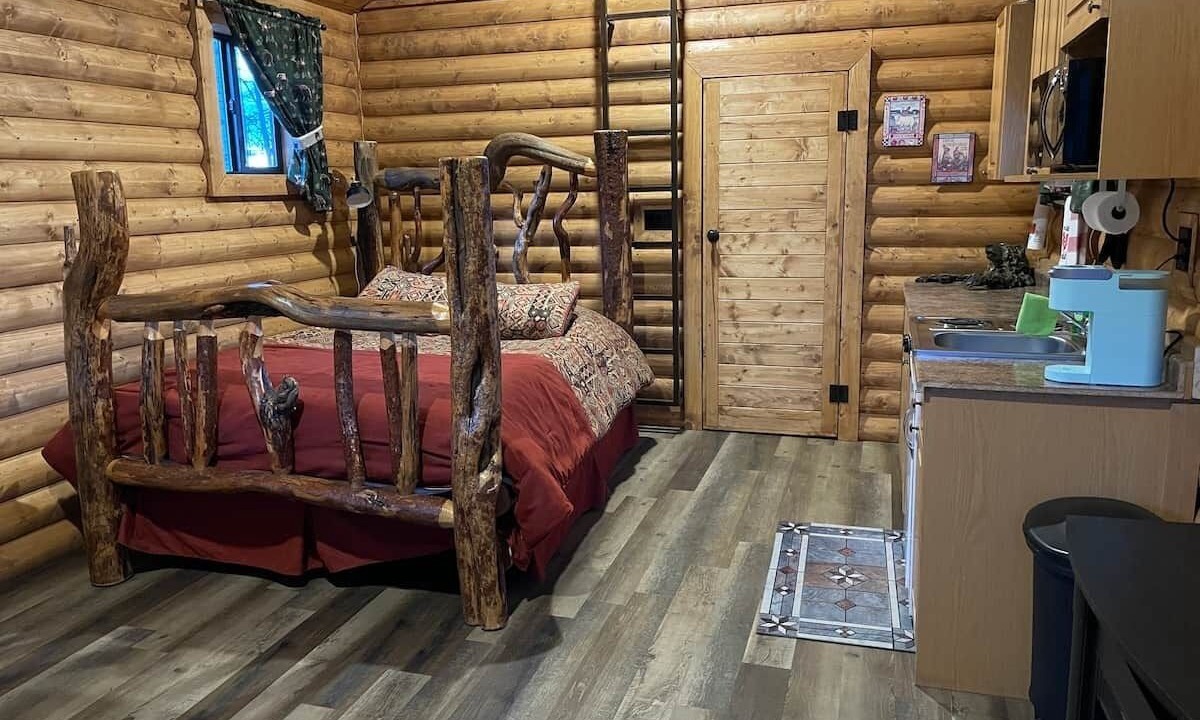 Photo of Bedroom in Division No. 11