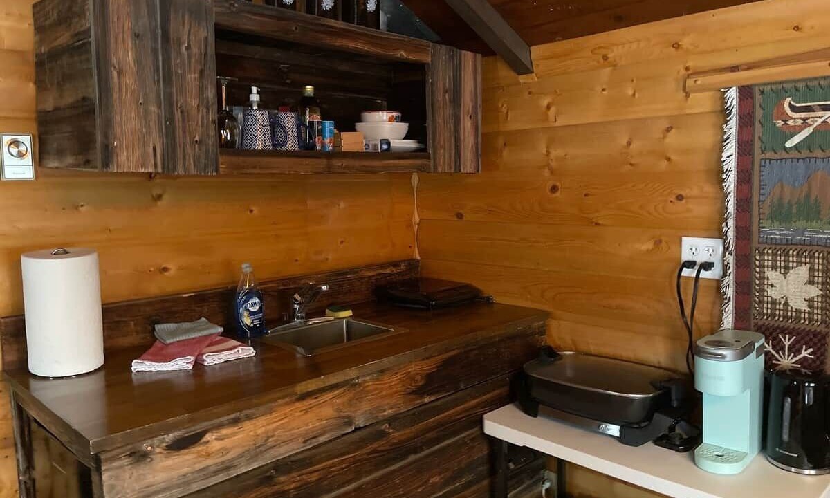 Photo of Kitchen in Division No. 11