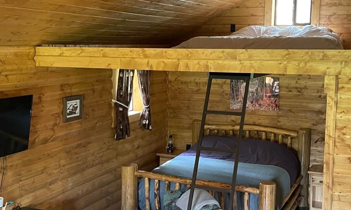 Photo of Bedroom in Division No. 11