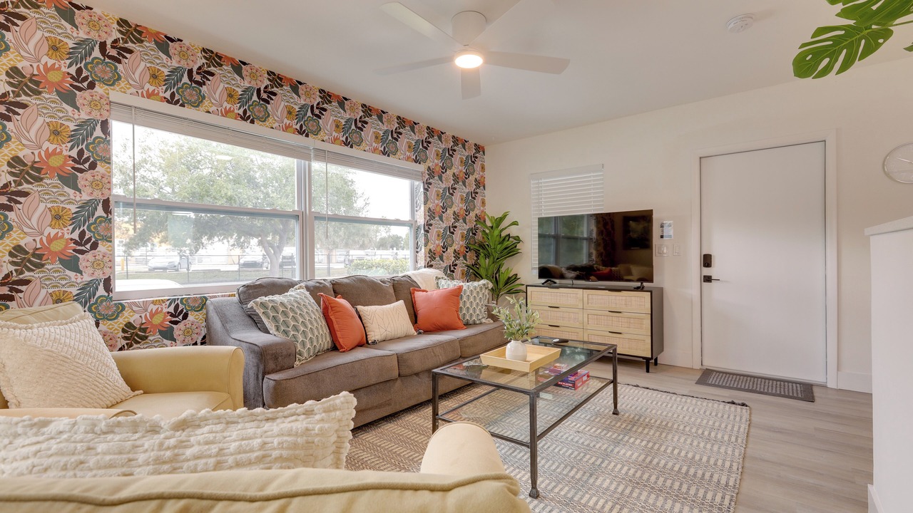 Photo of Livingroom in Florida North Atlantic Coast