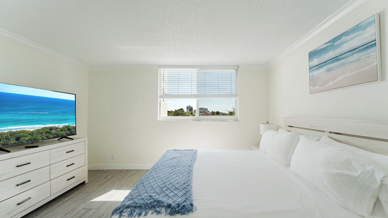 Photo of Bedroom in Boca Raton