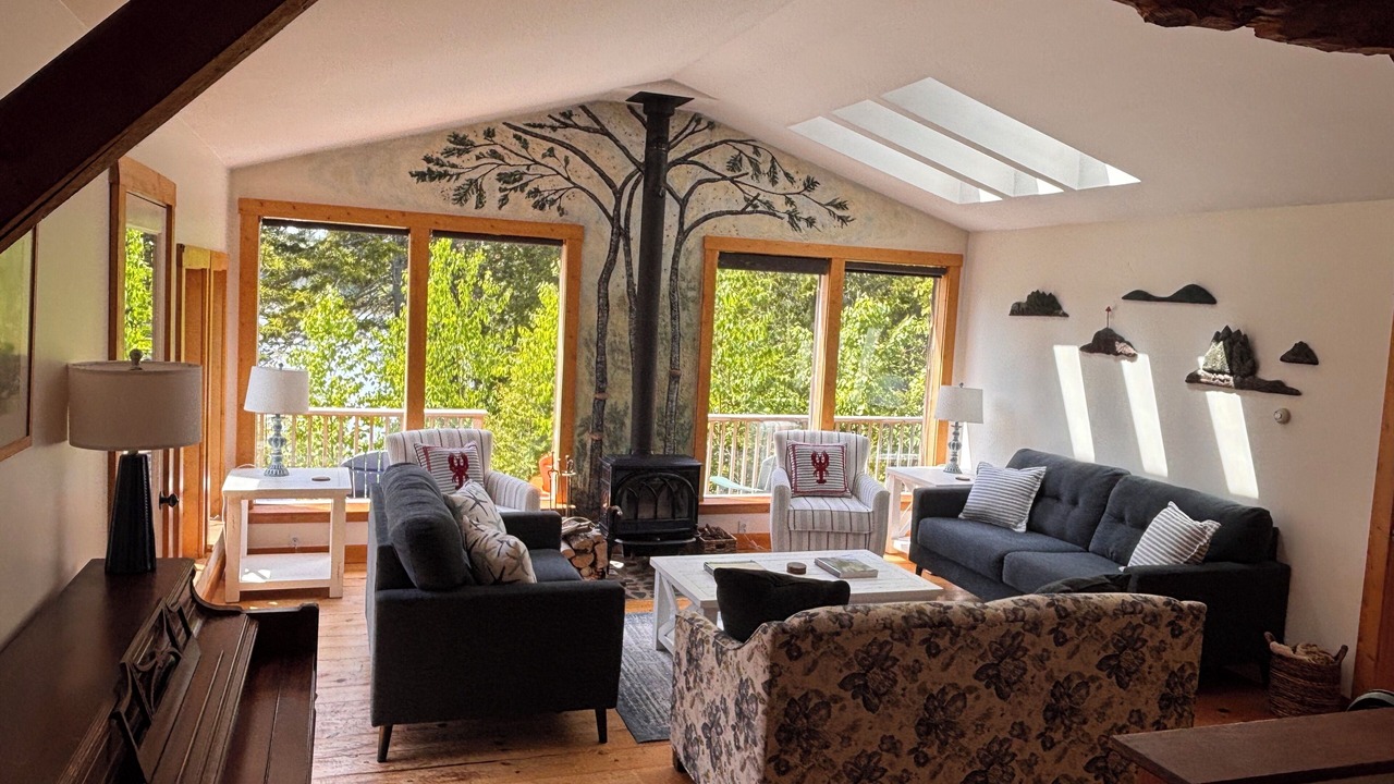 Photo of Livingroom in Brooksville