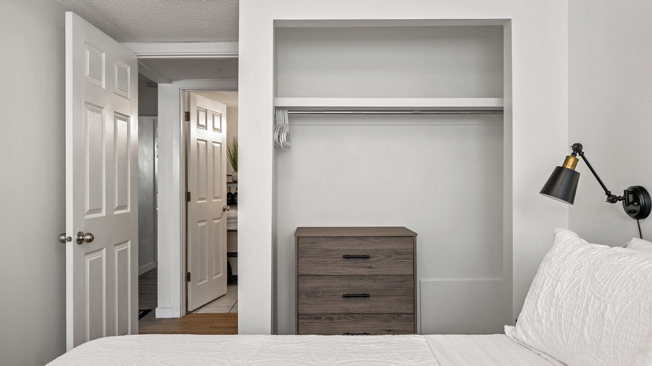 Photo of Bedroom in Canyon Meadows