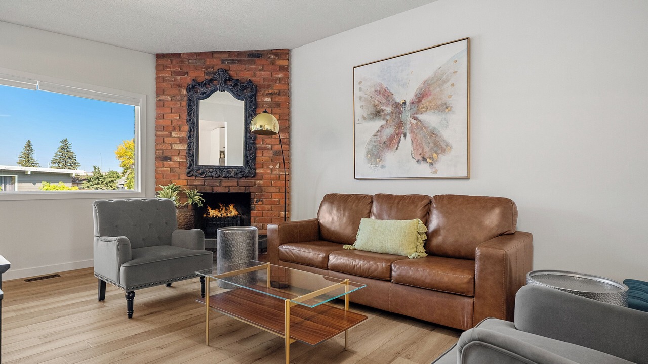Photo of Livingroom in Canyon Meadows