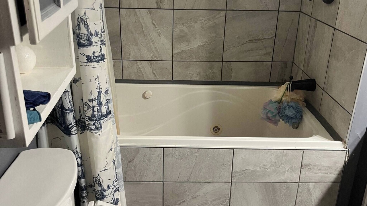 Photo of Bathroom in Markerville
