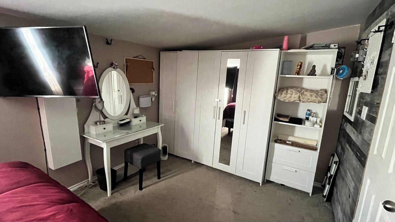 Photo of Bedroom in Markerville