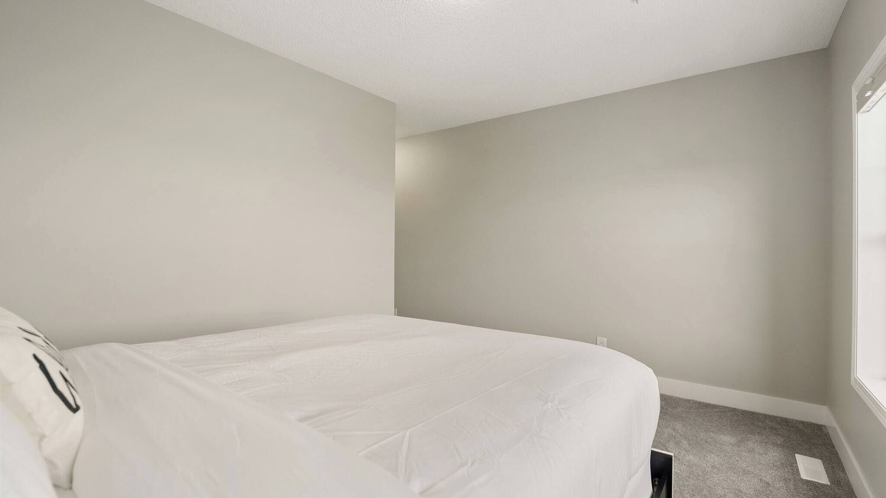Photo of Bedroom in Airdrie
