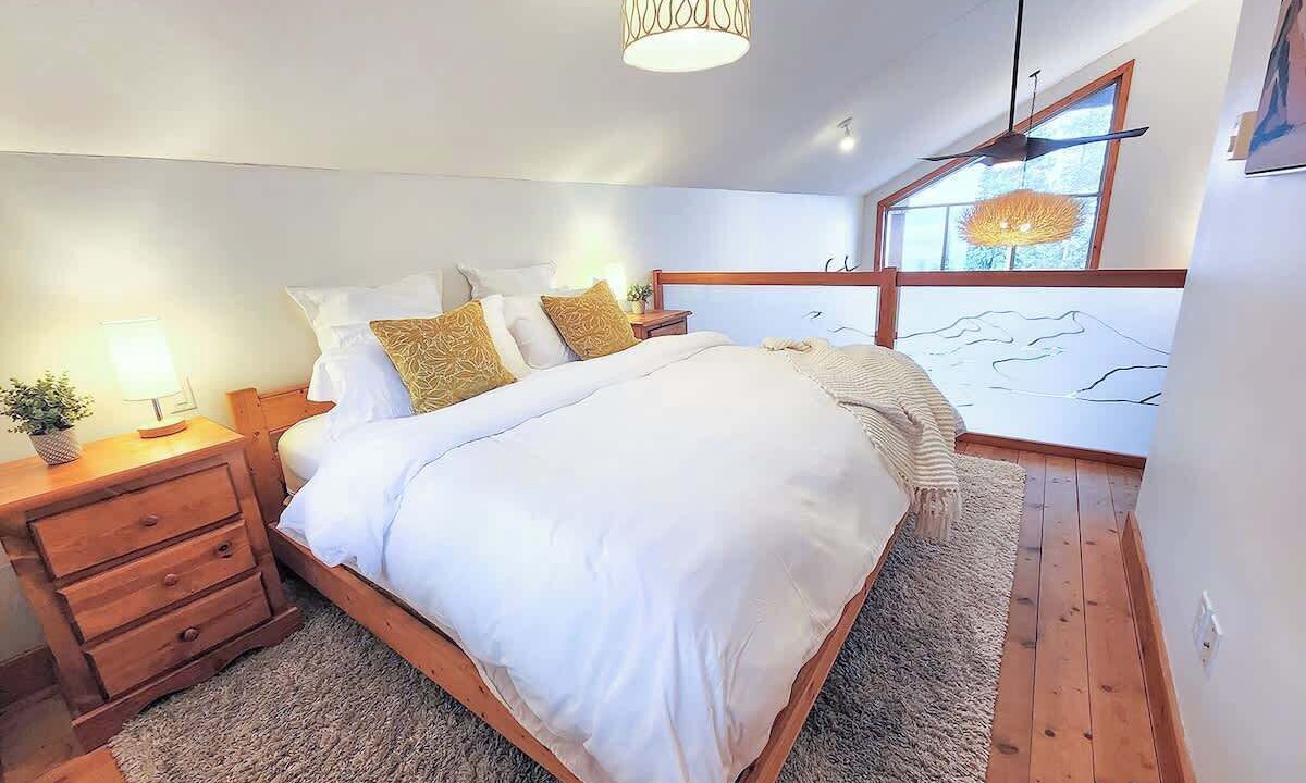 Photo of Bedroom in Snow Pine Estates
