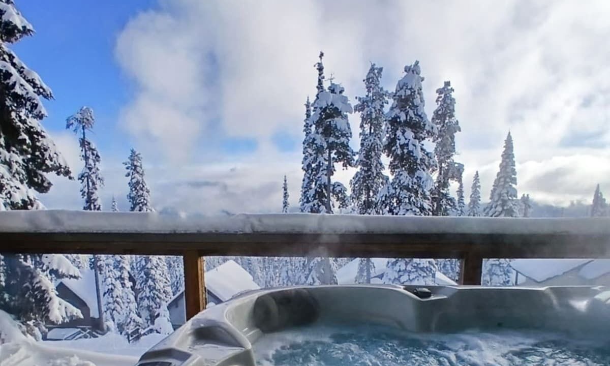Photo of Outdoor in Snow Pine Estates