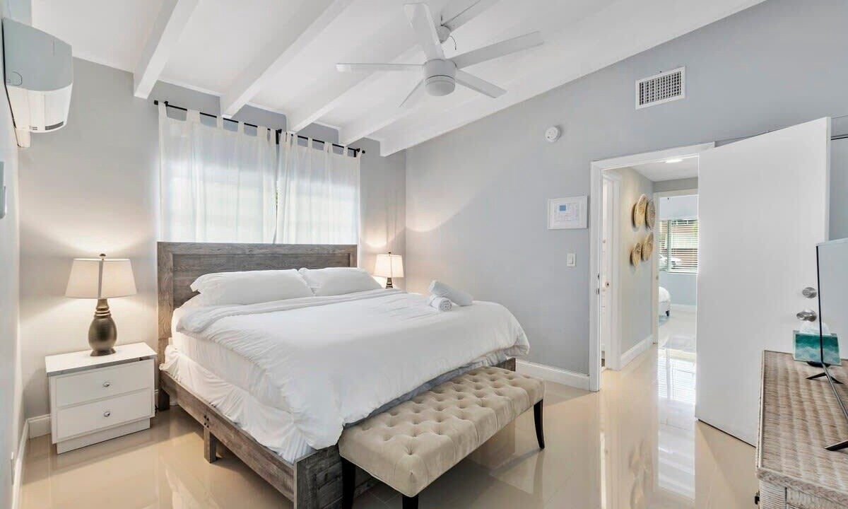 Photo of Bedroom in Dolphin Isles