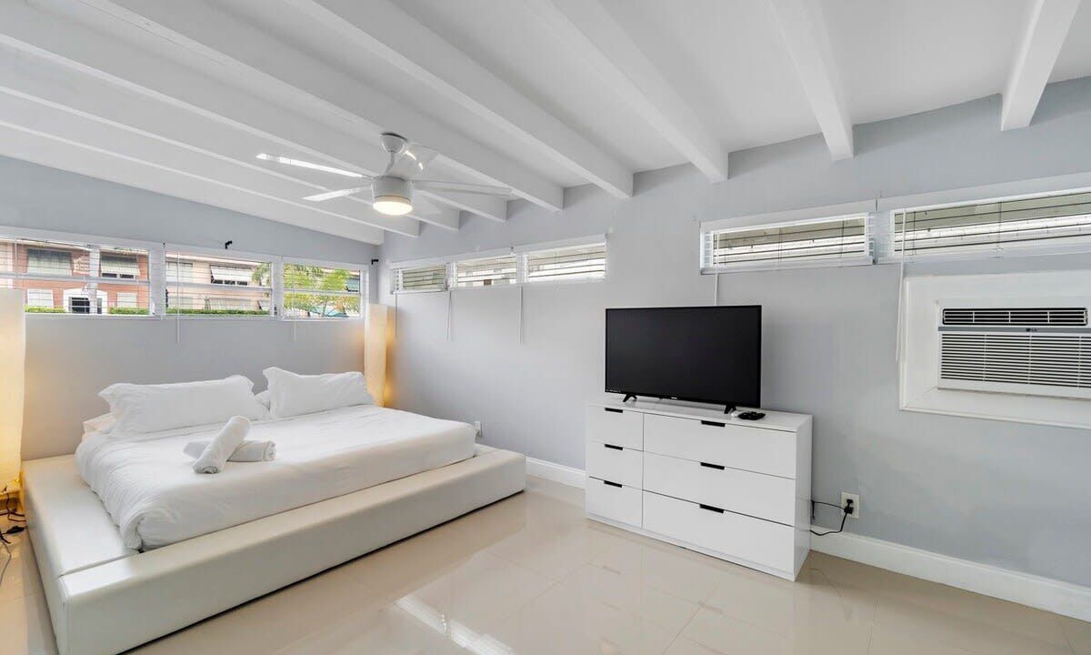 Photo of Bedroom in Dolphin Isles