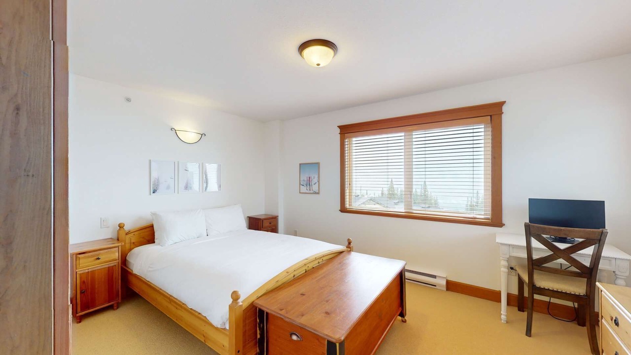 Photo of Bedroom in Big White Ski Resort