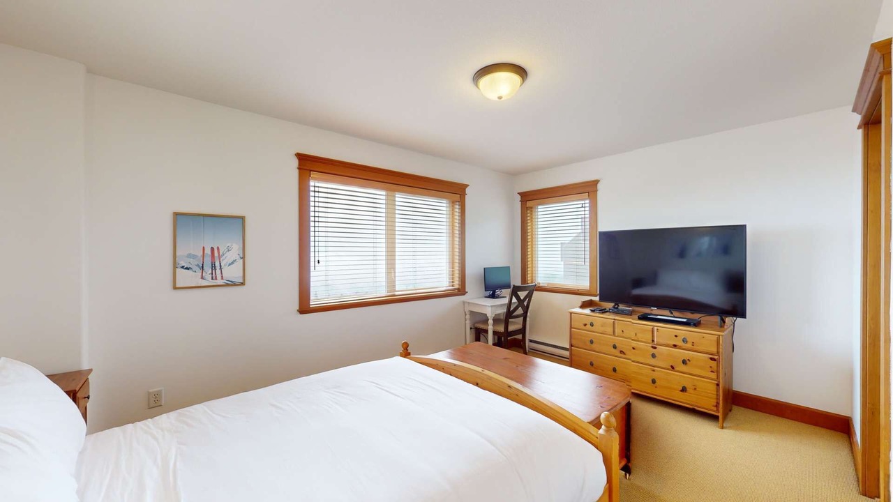 Photo of Bedroom in Big White Ski Resort