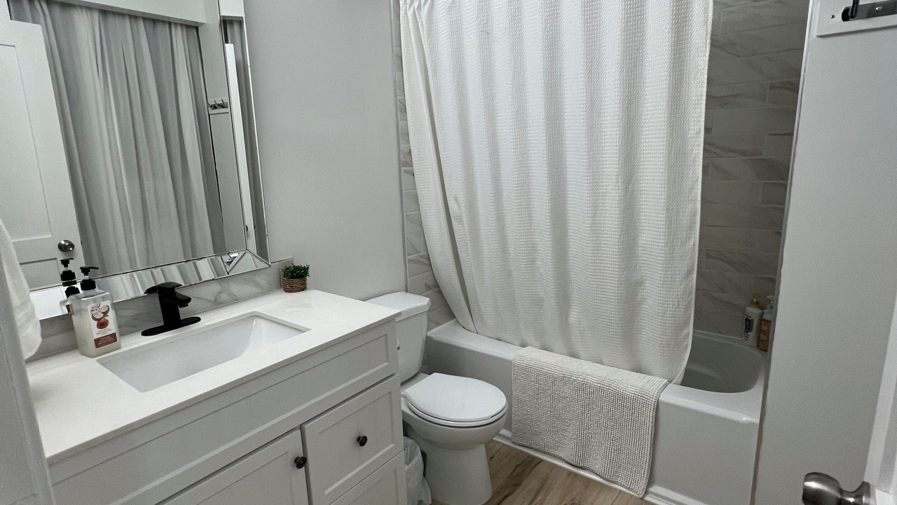 Photo of Bathroom in Central Alberta