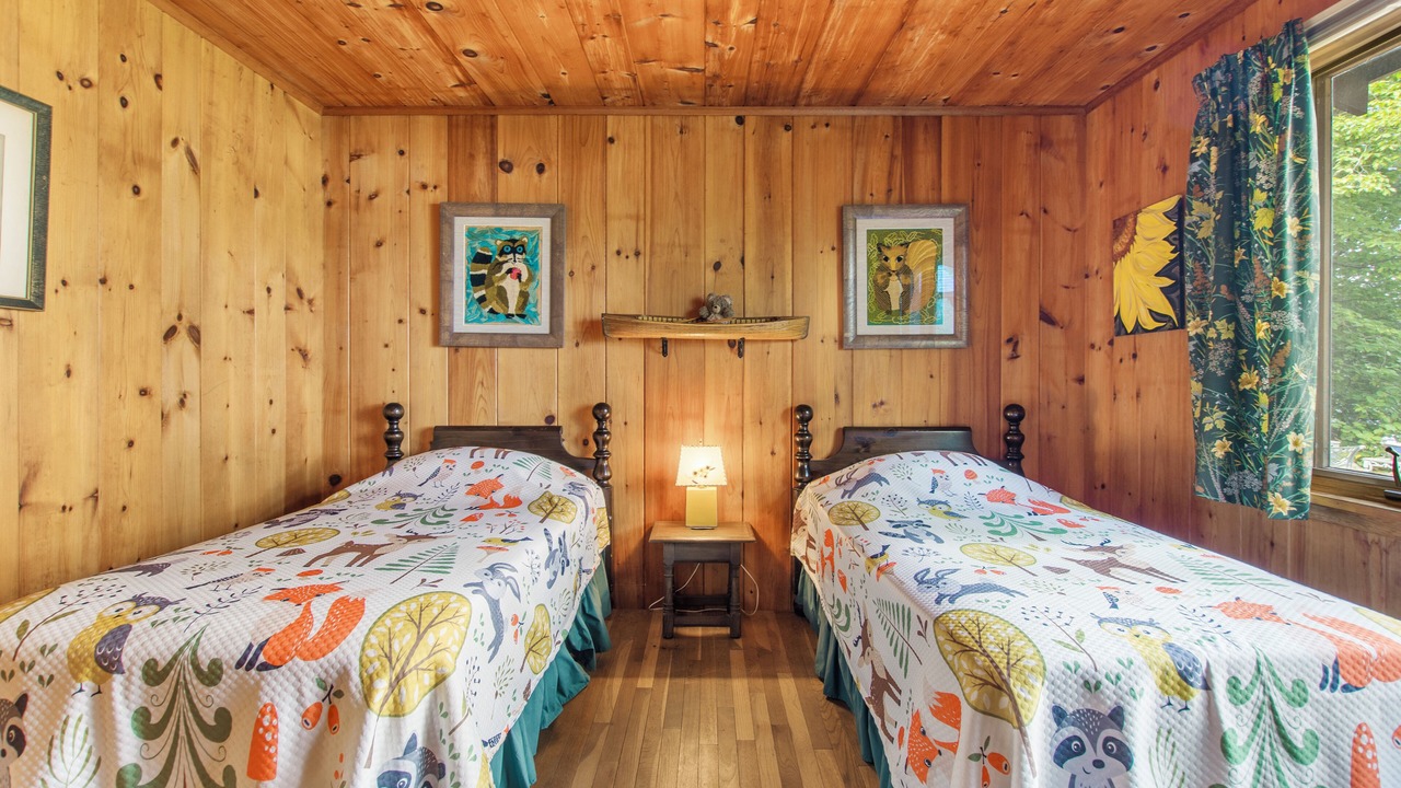 Photo of Bedroom in Center Harbor