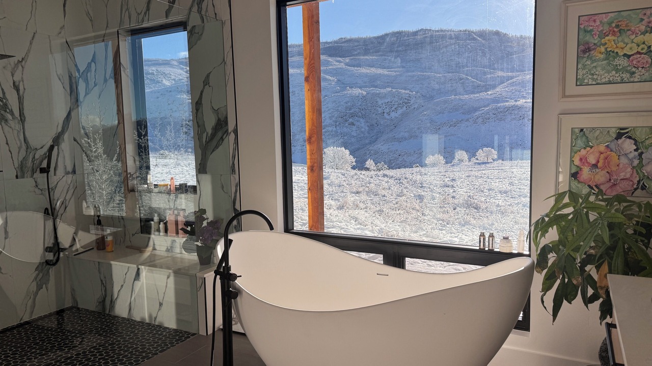 Photo of Bathroom in Carbondale