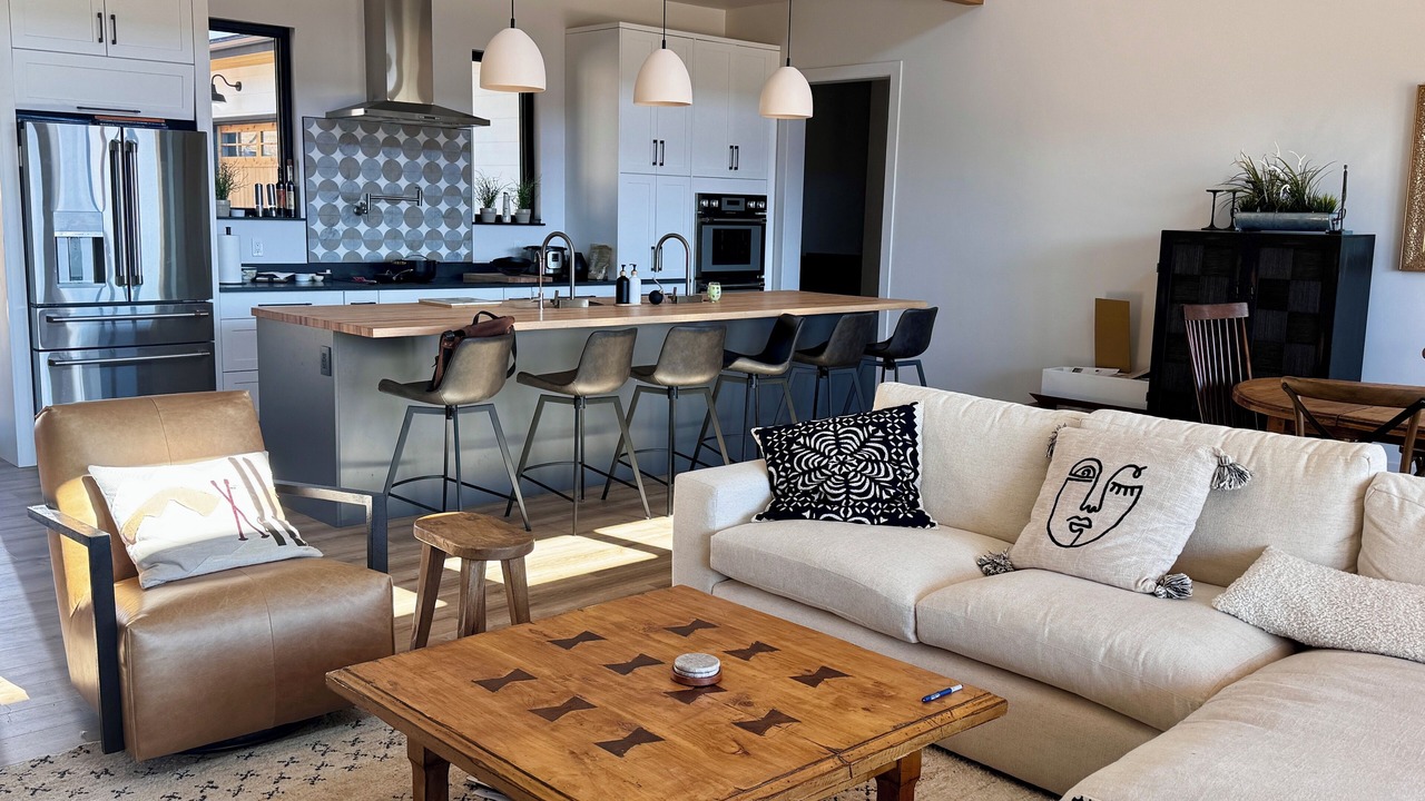 Photo of Livingroom in Carbondale