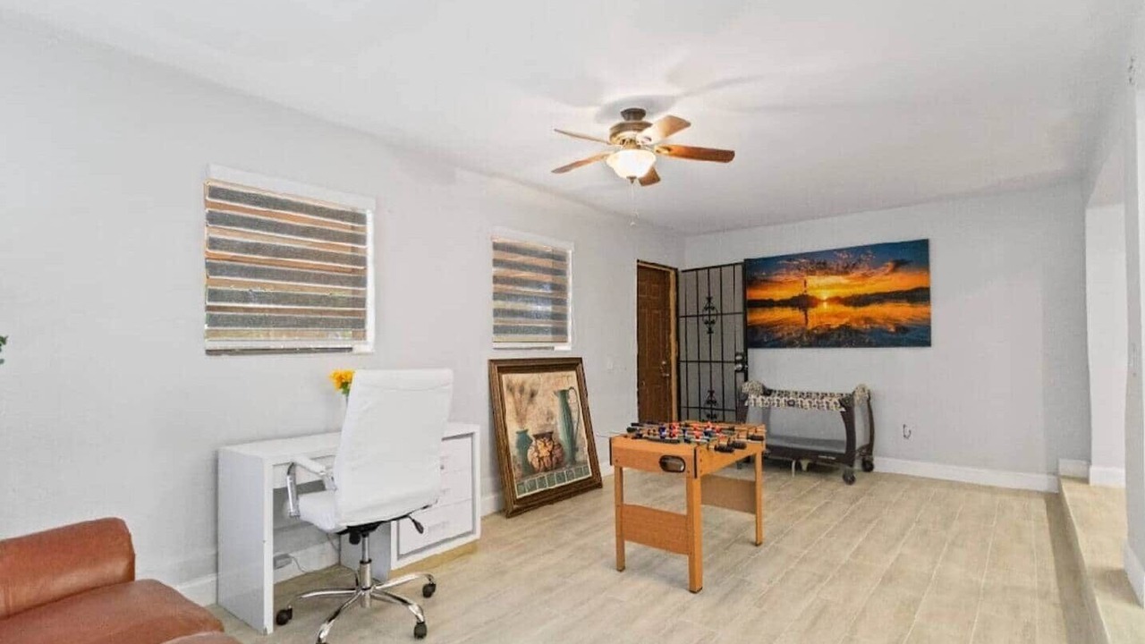 Photo of Bedroom in Miami Gardens