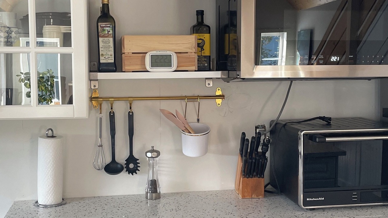 Photo of Kitchen in Ghost Lake