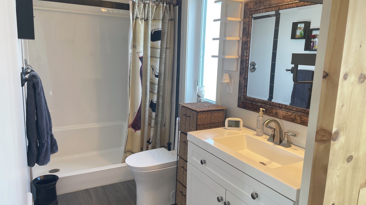 Photo of Bathroom in Ghost Lake