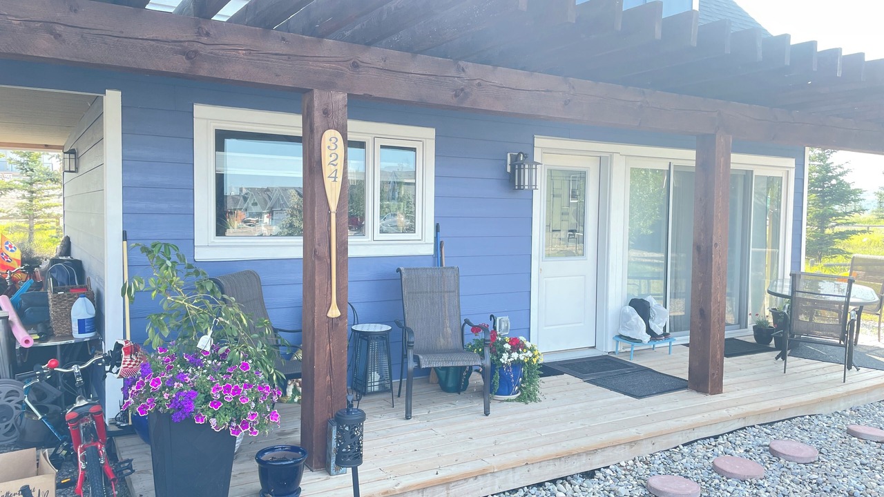 Photo of Patio Balcony in Ghost Lake