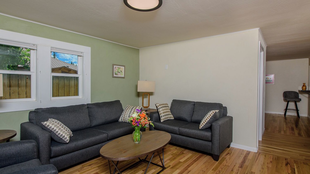 Photo of Livingroom in Gunnison
