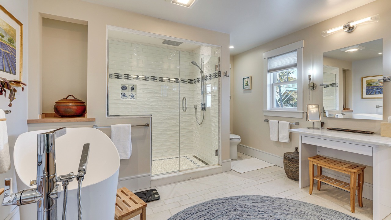 Photo of Bathroom in Port Clyde