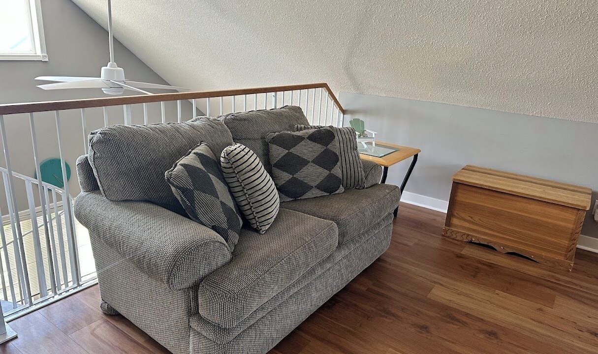 Photo of Livingroom in Sicamous