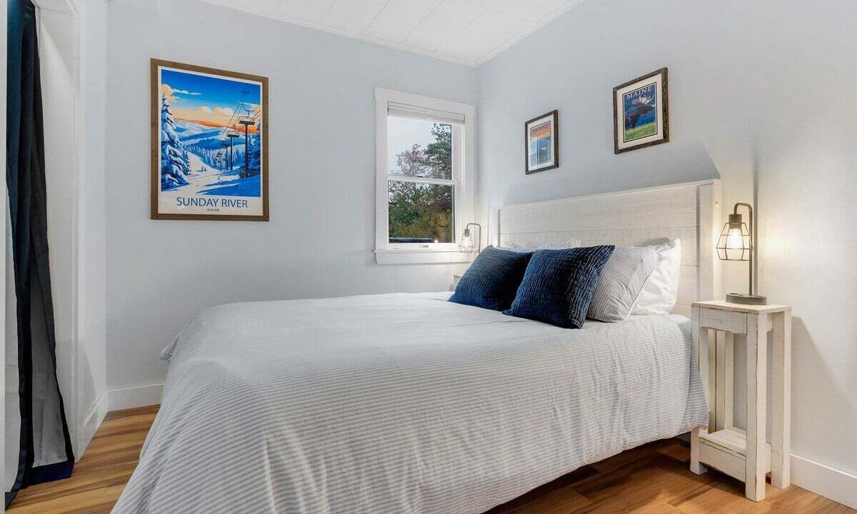 Photo of Bedroom in Bethel