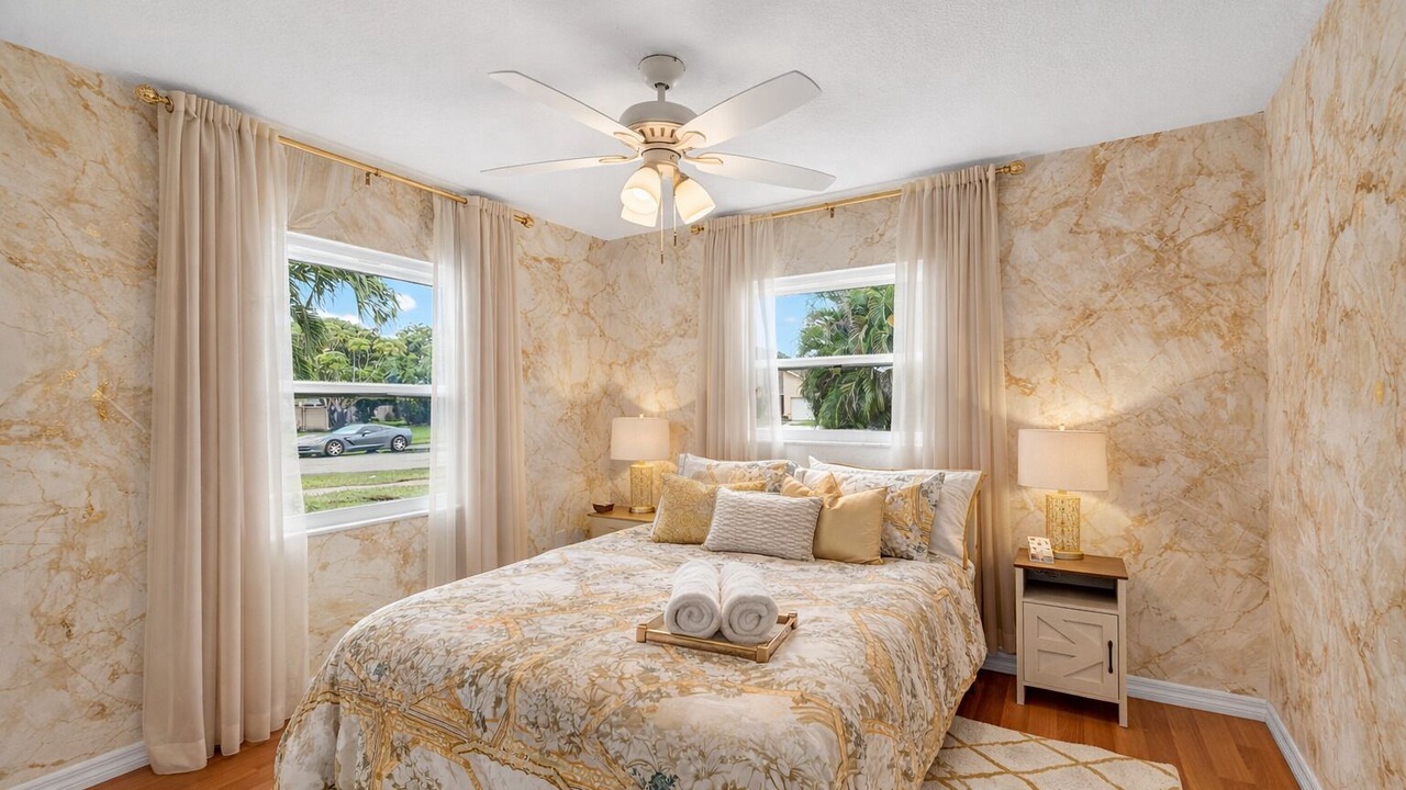 Photo of Bedroom in Tropic Palms