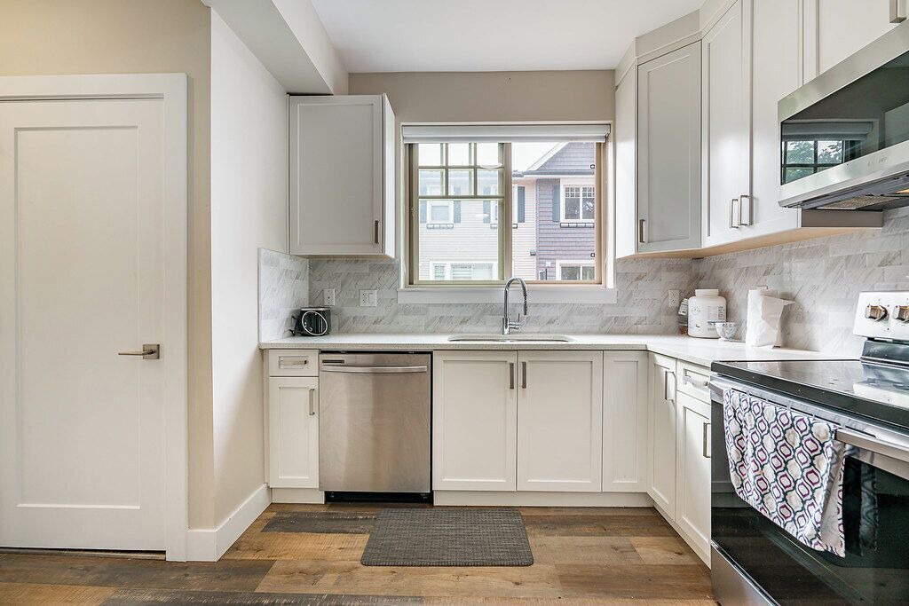 Photo of Kitchen in Mill Lake