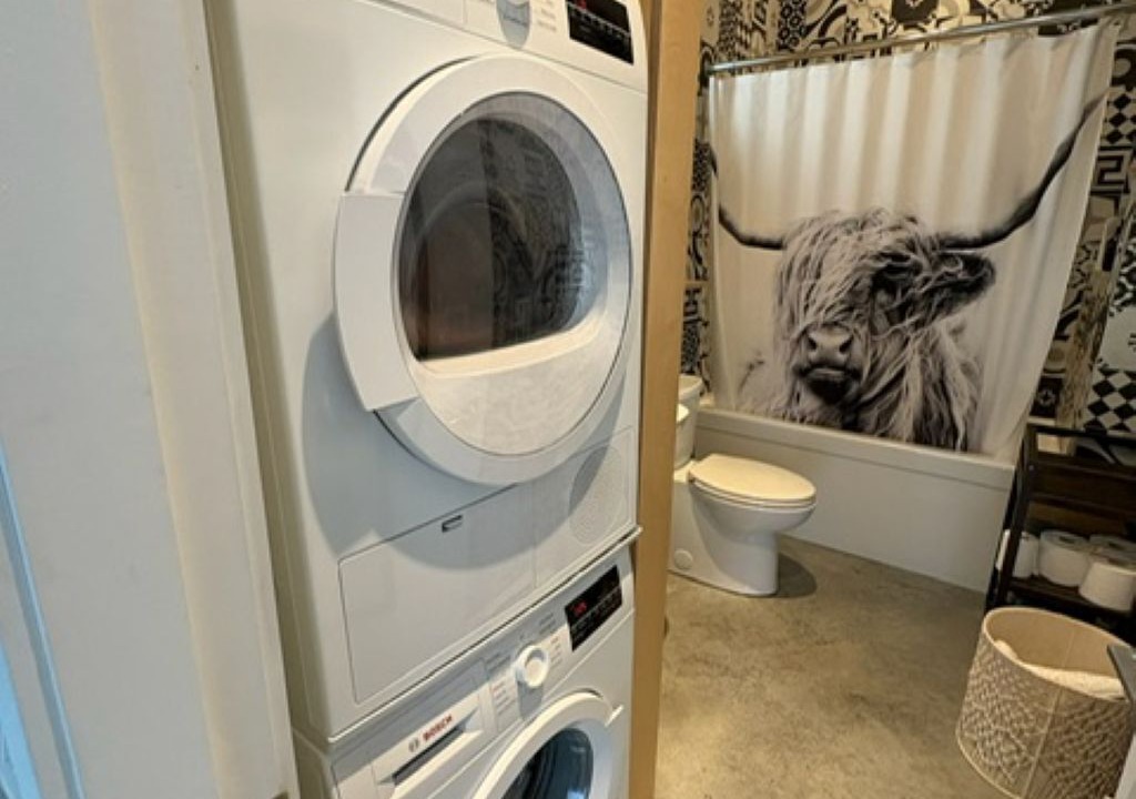 Photo of Bathroom in Saanich West