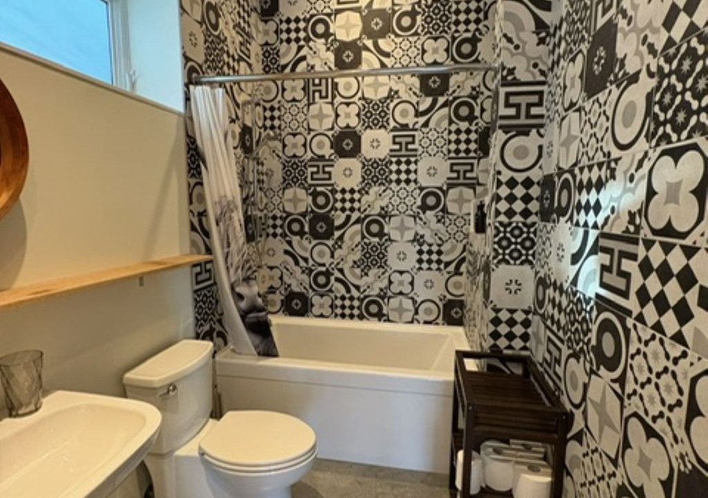 Photo of Bathroom in Saanich West