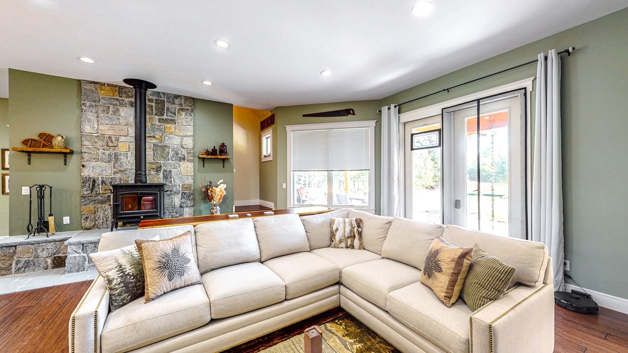 Photo of Livingroom in North Creek