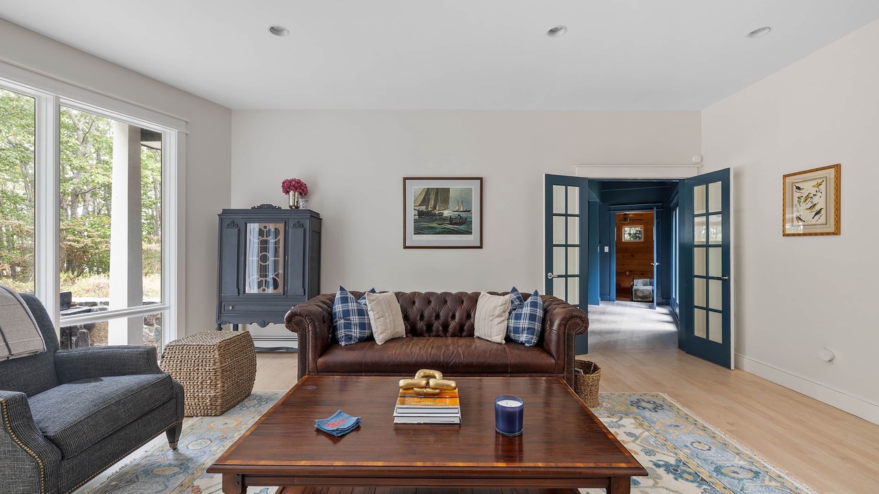Photo of Livingroom in Cape Porpoise
